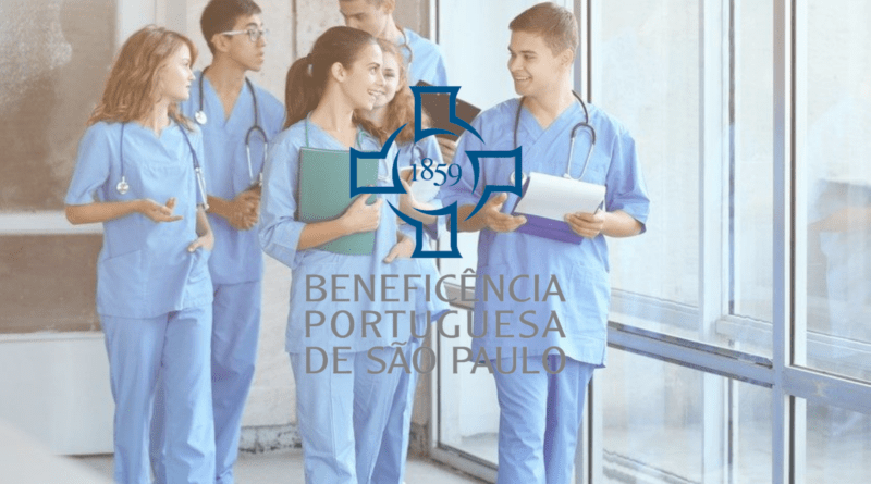 equipe-medica-com-roupa-azul